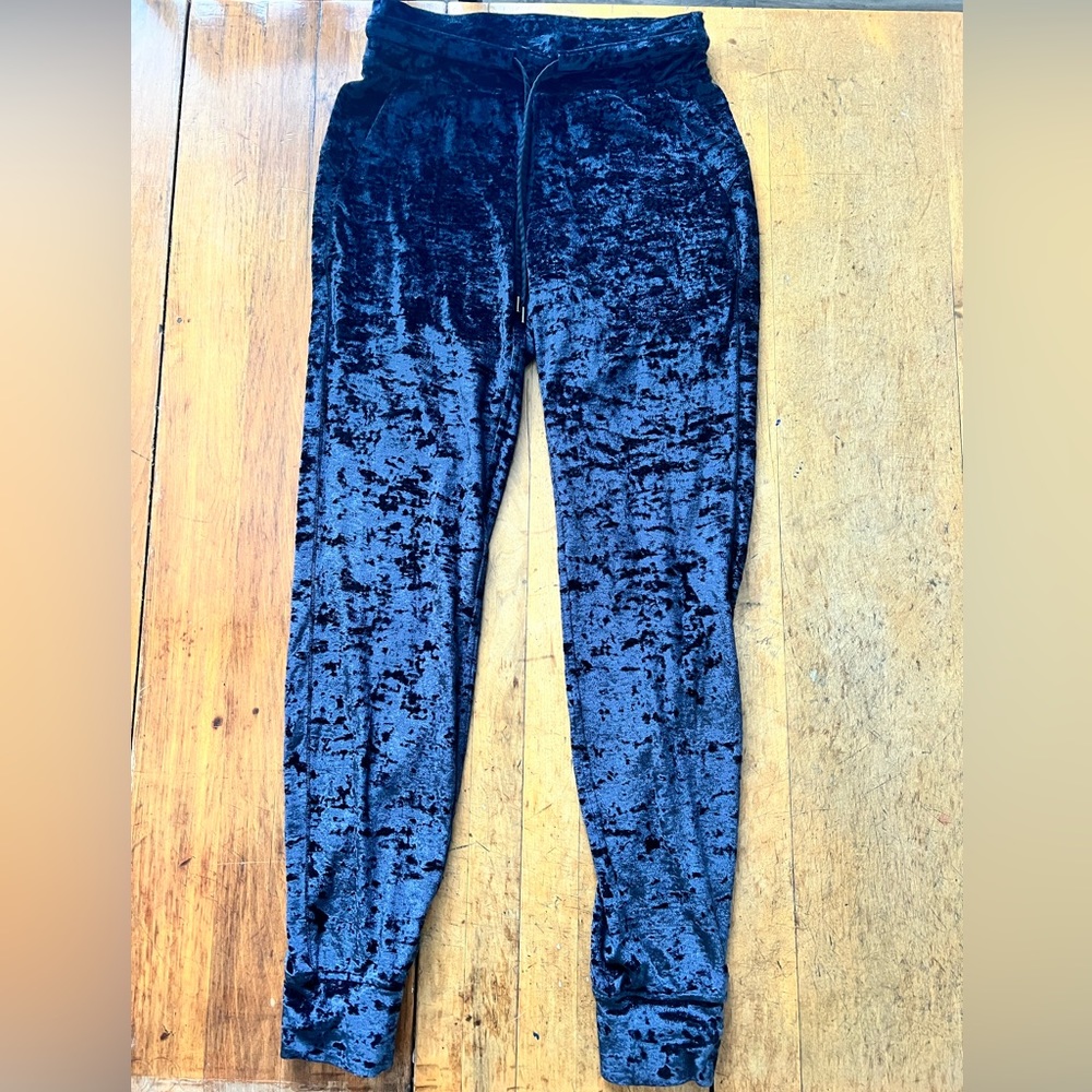 COPY - Lululemon Ready to Crush Jogger